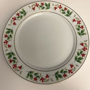 3 Royal Norfolk Christmas Holly Berry 10” Dinner Plate Red Berries